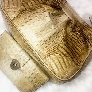 Beautiful Brahmin 3-piece Handbag Set